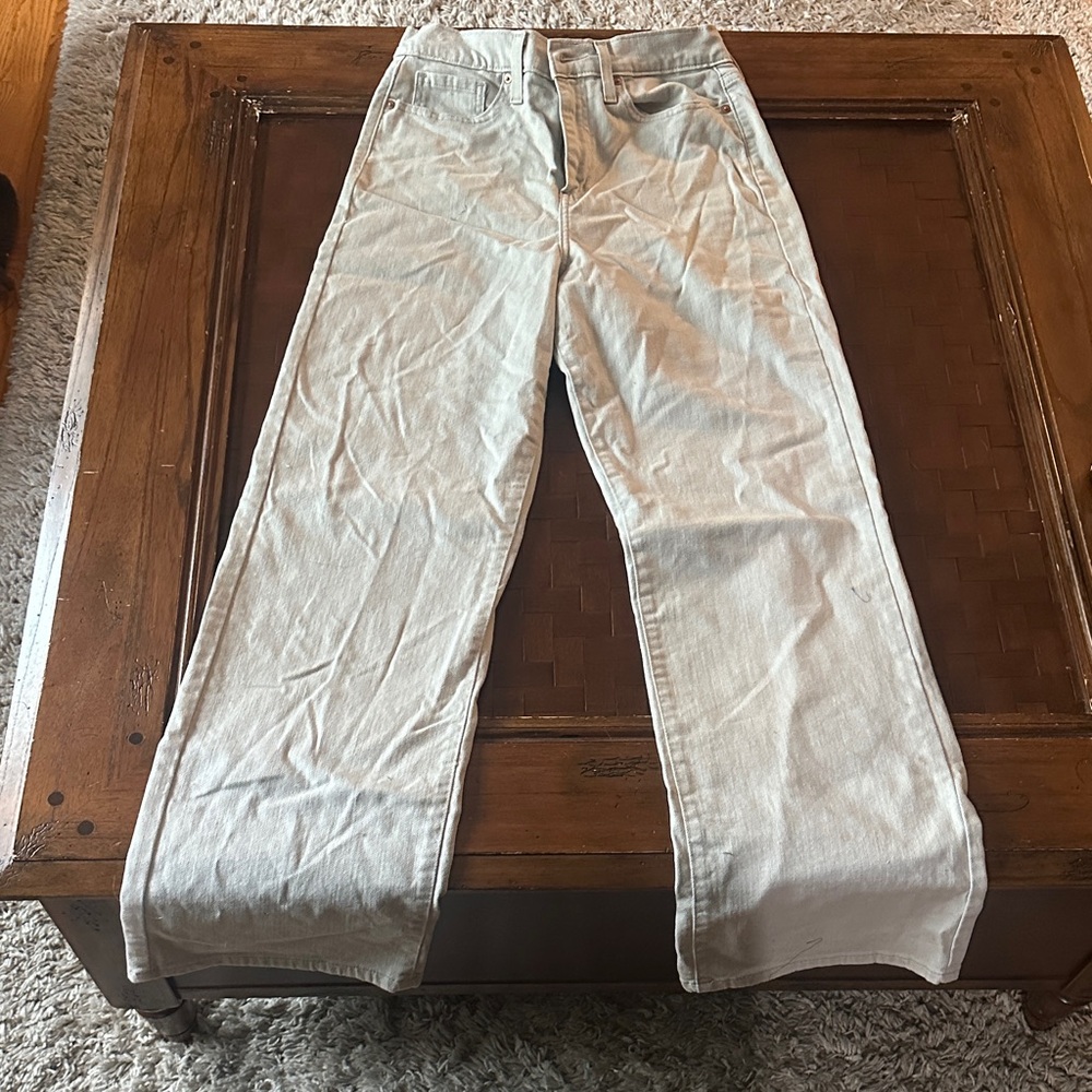 Light Cream Straight-Leg Pants